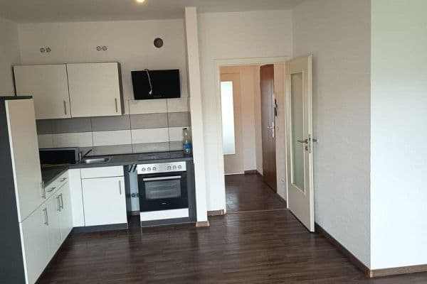 Pronájem bytu 2+1 50 m², Mülsen Pronájem bytu 2+1 50 m², Mülsen