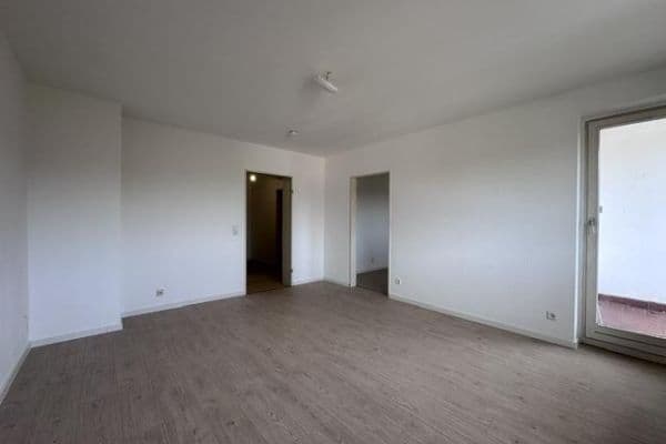 Pronájem bytu 2+1 46 m², Eschenstraße 37, Kreiensen Pronájem bytu 2+1 46 m², Eschenstraße 37, Kreiensen