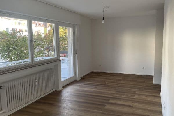 Pronájem bytu 1+1 36 m², Stuttgart, Bádensko-Württembersko Pronájem bytu 1+1 36 m², Stuttgart, Bádensko-Württembersko