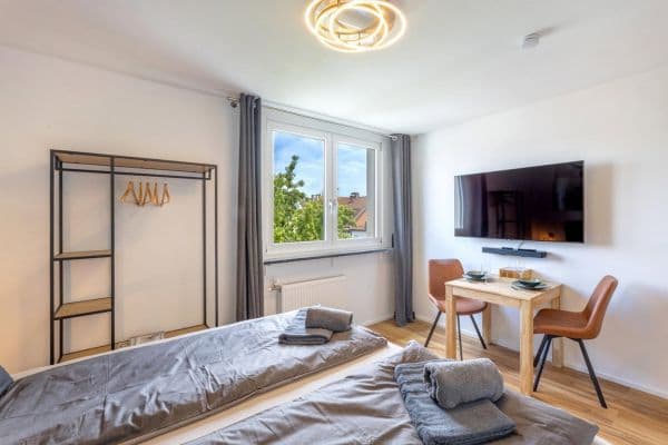 Pronájem bytu 1+1 24 m², Emil-Riedel-Straße 11, München, Bavorsko Pronájem bytu 1+1 24 m², Emil-Riedel-Straße 11, München, Bavorsko