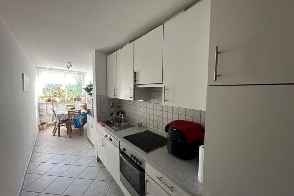 Pronájem bytu 3+1 83 m², Max-von-Laue-Str. 6, München, Bavorsko Pronájem bytu 3+1 83 m², Max-von-Laue-Str. 6, München, Bavorsko