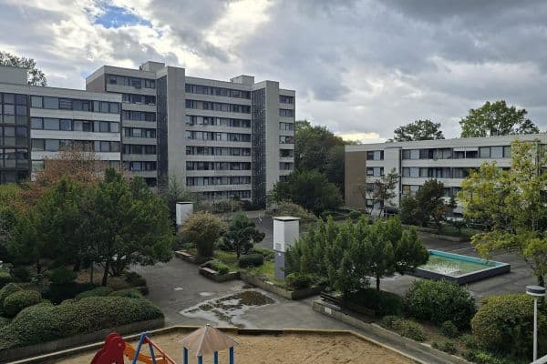 Prodej bytu 3+1 81 m², Naheweg 27, Erkrath Prodej bytu 3+1 81 m², Naheweg 27, Erkrath