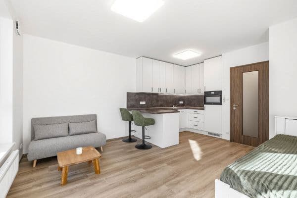 Prodej bytu 1+kk 34 m², Stočesova, Praha Prodej bytu 1+kk 34 m², Stočesova, Praha
