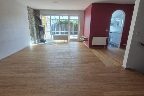 Prodej domu 130 m², pozemek 279 m², Dortmund Prodej domu 130 m², pozemek 279 m², Dortmund