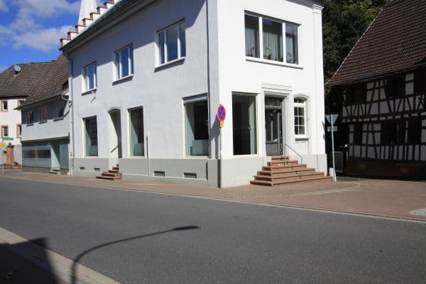 Pronájem nebytového prostoru 77 m², Otzberg Pronájem nebytového prostoru 77 m², Otzberg
