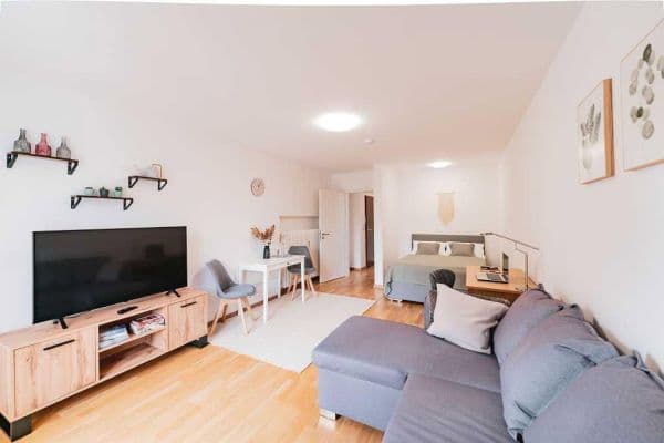 Pronájem bytu 1+1 42 m², Zirndorf Pronájem bytu 1+1 42 m², Zirndorf