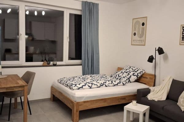 Pronájem bytu 1+1 30 m², Mönchengladbach Pronájem bytu 1+1 30 m², Mönchengladbach