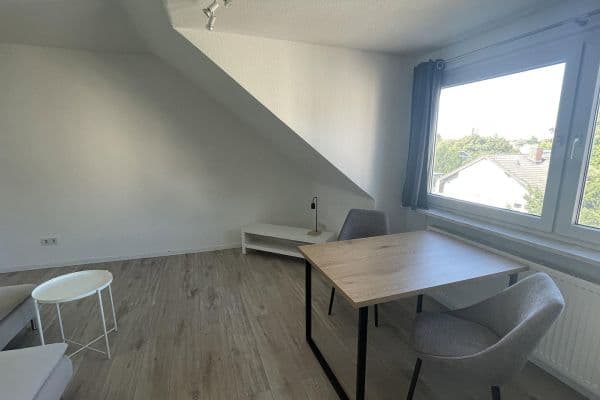 Pronájem bytu 1+1 36 m², Hausmannstr., Hanau, Hessen Pronájem bytu 1+1 36 m², Hausmannstr., Hanau, Hessen