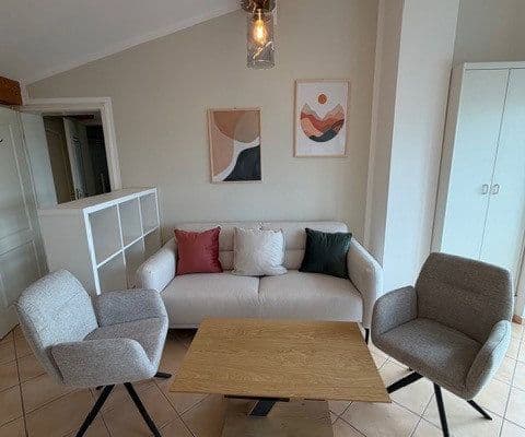 Pronájem bytu 3+1 50 m², Baldhamer Straße 72, Vaterstetten, Bavorsko Pronájem bytu 3+1 50 m², Baldhamer Straße 72, Vaterstetten, Bavorsko