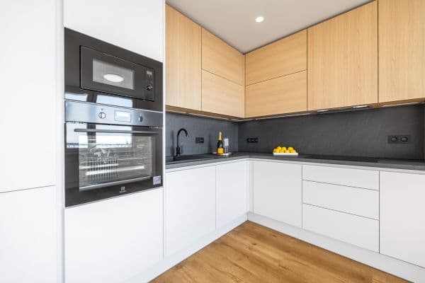 Prodej bytu 3+kk 74 m², Litvínovská, Praha Prodej bytu 3+kk 74 m², Litvínovská, Praha