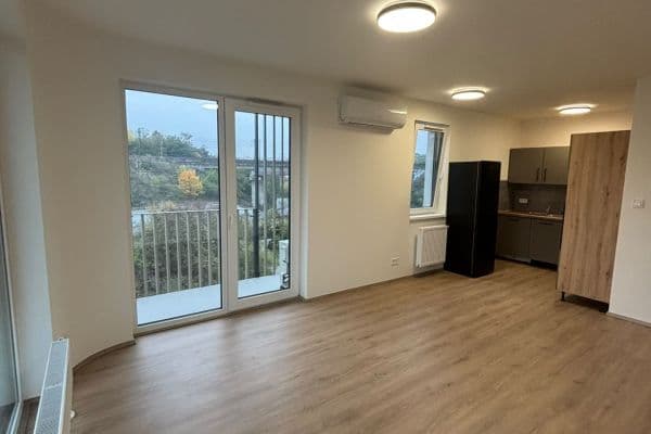 Pronájem bytu 2+kk 52 m², Nad Kolčavkou, Praha Pronájem bytu 2+kk 52 m², Nad Kolčavkou, Praha