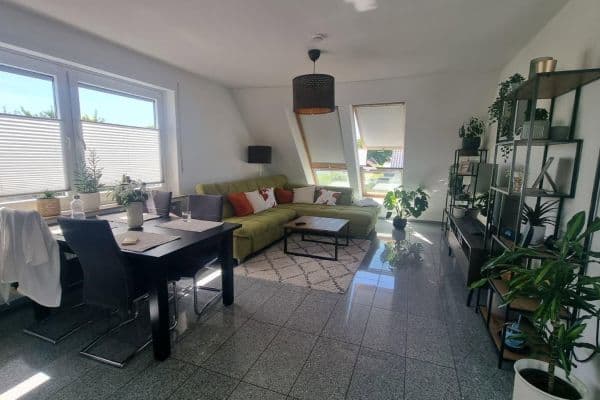 Pronájem bytu 3+1 63 m², Leinenstraße 30, Bielefeld Pronájem bytu 3+1 63 m², Leinenstraße 30, Bielefeld