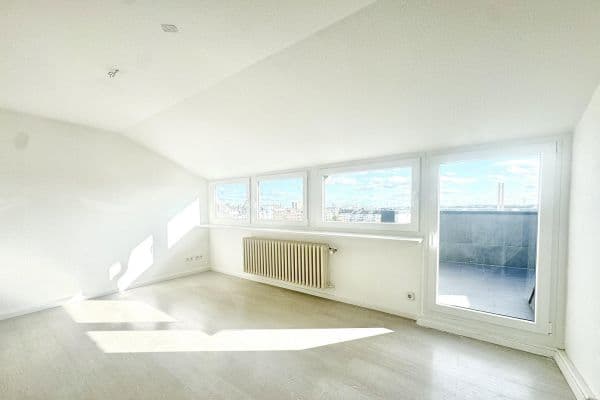 Pronájem bytu 2+1 40 m², Kopernikusstrasse 75, Düsseldorf Pronájem bytu 2+1 40 m², Kopernikusstrasse 75, Düsseldorf