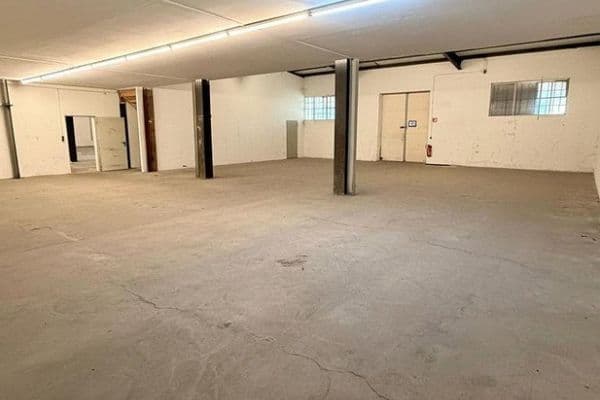 Pronájem nebytového prostoru 663 m², Aluminiumstraße 1, Töging Pronájem nebytového prostoru 663 m², Aluminiumstraße 1, Töging