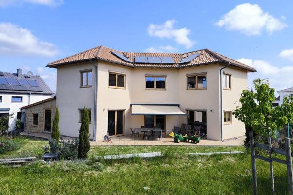 Prodej domu 178 m², pozemek 568 m², Gansstücke 6, Kriegsfeld Prodej domu 178 m², pozemek 568 m², Gansstücke 6, Kriegsfeld