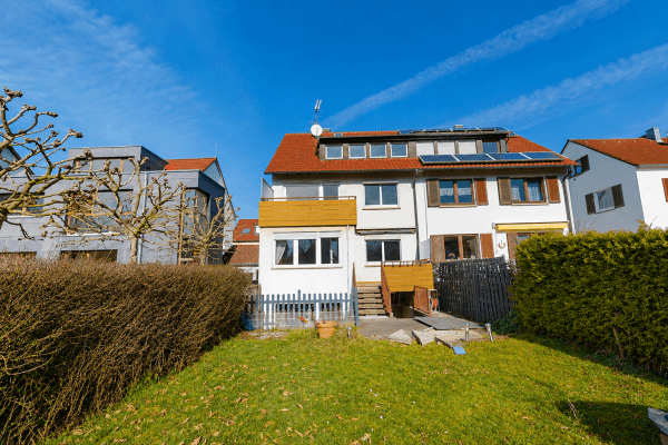 Prodej domu 167 m², pozemek 230 m², Stuttgart Prodej domu 167 m², pozemek 230 m², Stuttgart