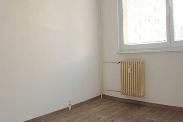 Pronájem bytu 1+1 42 m², Husova, Chrudim Pronájem bytu 1+1 42 m², Husova, Chrudim