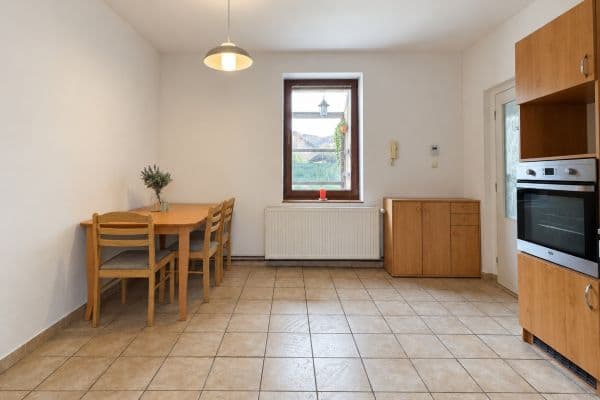 Pronájem bytu 2+1 100 m², V chaloupkách, Lety Pronájem bytu 2+1 100 m², V chaloupkách, Lety
