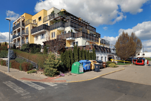 Pronájem garáže 17 m², Kakosova, Praha Pronájem garáže 17 m², Kakosova, Praha