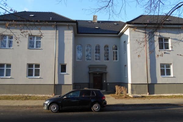 Prodej bytu 2+kk 50 m², náměstí Míru, Králův Dvůr Prodej bytu 2+kk 50 m², náměstí Míru, Králův Dvůr