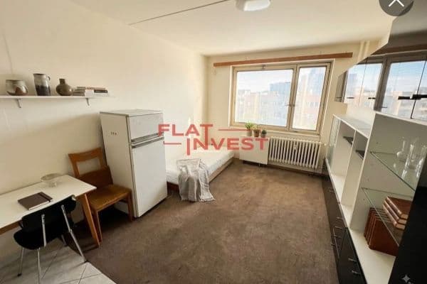 Prodej bytu 1+kk 23 m², Jiřího z Poděbrad, Sokolov Prodej bytu 1+kk 23 m², Jiřího z Poděbrad, Sokolov