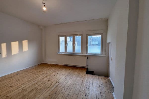 Pronájem bytu 2+1 58 m², Merscheider Straße 99a, Solingen Pronájem bytu 2+1 58 m², Merscheider Straße 99a, Solingen