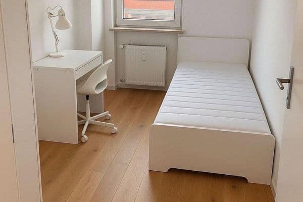 Pronájem bytu 1+1 10 m², Taunusstr 2, Kriftel Pronájem bytu 1+1 10 m², Taunusstr 2, Kriftel