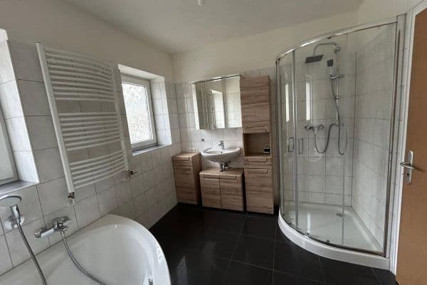 Pronájem bytu 3+1 90 m², Im Bachacker 24, Dautphetal-Buchenau Pronájem bytu 3+1 90 m², Im Bachacker 24, Dautphetal-Buchenau