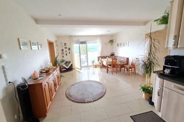 Pronájem bytu 4+1 89 m², Römerweg 31, Schömberg Pronájem bytu 4+1 89 m², Römerweg 31, Schömberg