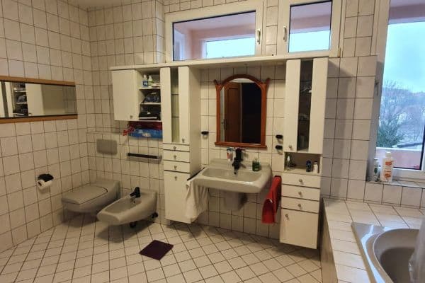 Pronájem bytu 4+1 126 m², Fröhnstraße 61, Pirmasens, Porýní-Falc Pronájem bytu 4+1 126 m², Fröhnstraße 61, Pirmasens, Porýní-Falc