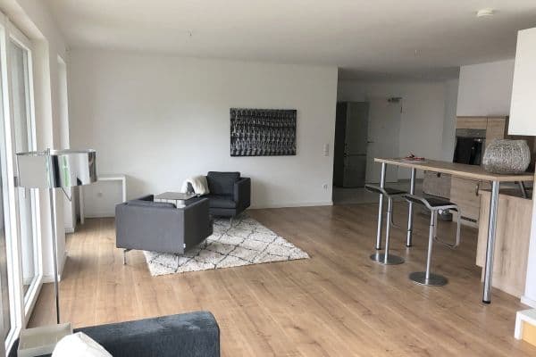 Pronájem bytu 4+kk 118 m², Hamppstraße 7b, Au in der Hallertau, Bavorsko Pronájem bytu 4+kk 118 m², Hamppstraße 7b, Au in der Hallertau, Bavorsko