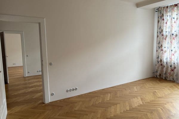 Prodej bytu 3+1 124 m², Velflíkova, Praha Prodej bytu 3+1 124 m², Velflíkova, Praha