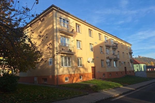 Prodej bytu 1+kk 25 m², V Zahrádkách, Most, Ústecký kraj Prodej bytu 1+kk 25 m², V Zahrádkách, Most, Ústecký kraj