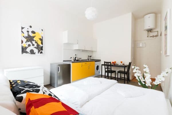 Pronájem bytu 1+kk 300 m², Víta Nejedlého, Praha Pronájem bytu 1+kk 300 m², Víta Nejedlého, Praha