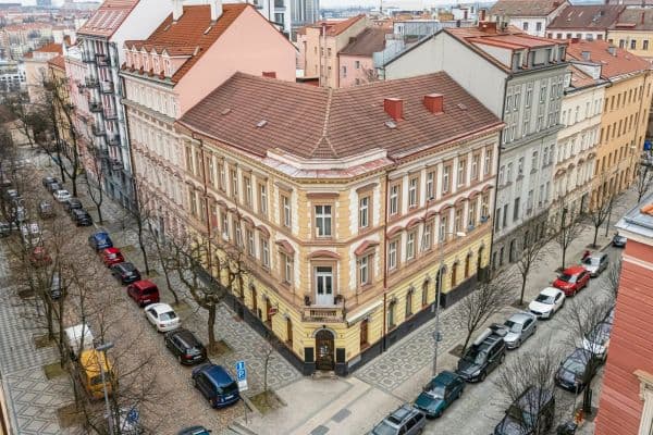 Pronájem nebytového prostoru 331 m², Záhřebská, Praha Pronájem nebytového prostoru 331 m², Záhřebská, Praha