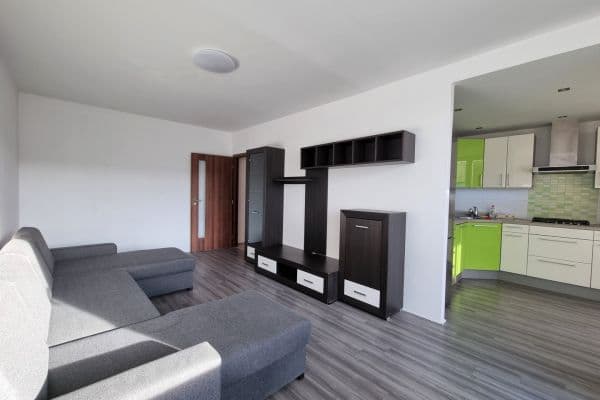 Pronájem bytu 3+1 64 m², Taussigova, Praha Pronájem bytu 3+1 64 m², Taussigova, Praha