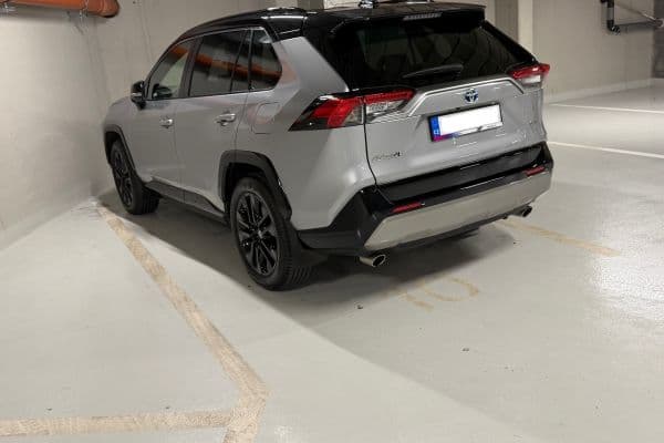 Pronájem garáže 16 m², Krymská, Praha Pronájem garáže 16 m², Krymská, Praha
