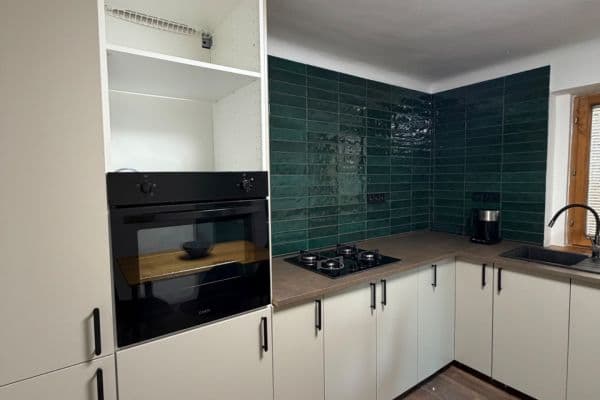 Pronájem bytu 3+1 78 m², Doležalova, Brno Pronájem bytu 3+1 78 m², Doležalova, Brno