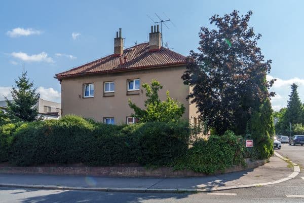 Prodej domu 107 m², pozemek 278 m², Úvalská, Praha Prodej domu 107 m², pozemek 278 m², Úvalská, Praha