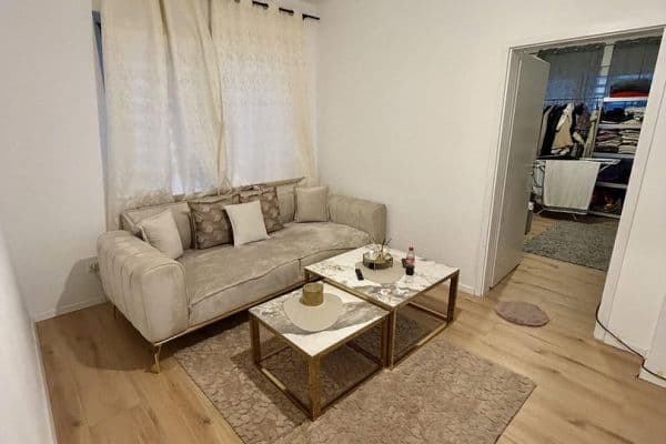 Pronájem bytu 2+1 45 m², Nordstr 60, Wuppertal Pronájem bytu 2+1 45 m², Nordstr 60, Wuppertal