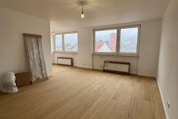 Pronájem bytu 2+1 61 m², Goldsteinstraße3, Frankfurt am Main Pronájem bytu 2+1 61 m², Goldsteinstraße3, Frankfurt am Main
