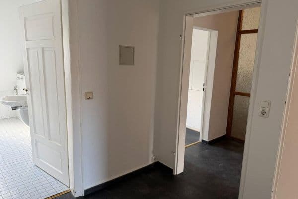 Pronájem bytu 3+1 57 m², Hellmundstraße 4, Wiesbaden, Hessen Pronájem bytu 3+1 57 m², Hellmundstraße 4, Wiesbaden, Hessen
