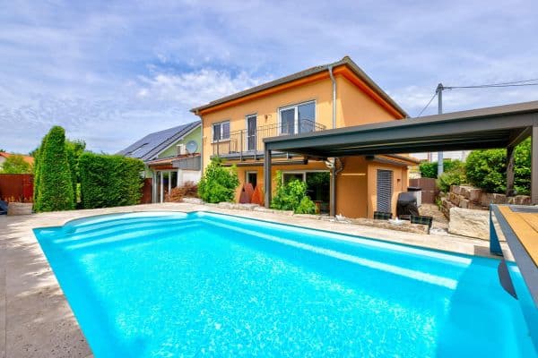 Prodej domu 185 m², pozemek 457 m², Sprendlingen Prodej domu 185 m², pozemek 457 m², Sprendlingen