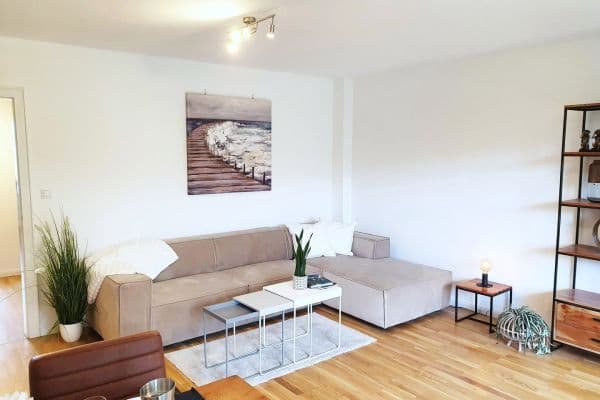 Pronájem bytu 2+1 61 m², Holstenhofweg 8, Hamburg Pronájem bytu 2+1 61 m², Holstenhofweg 8, Hamburg