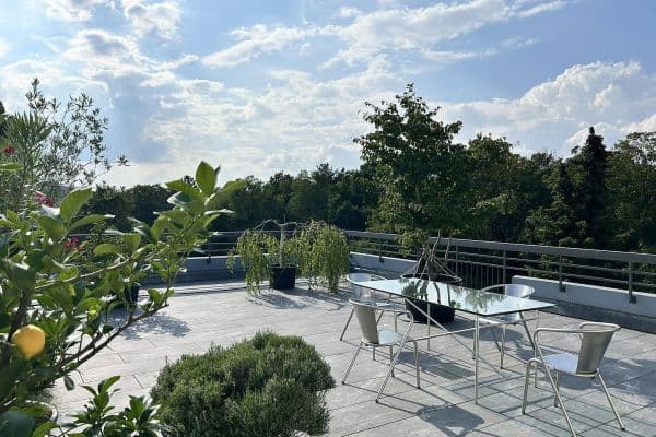 Prodej bytu 3+kk 128 m², Stuttgart, Bádensko-Württembersko Prodej bytu 3+kk 128 m², Stuttgart, Bádensko-Württembersko