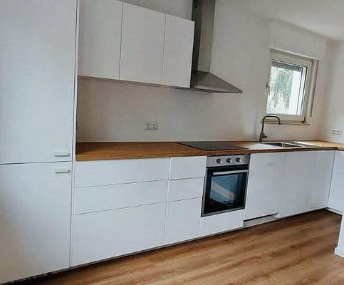 Pronájem bytu 3+1 76 m², Frankfurt, Hessen Pronájem bytu 3+1 76 m², Frankfurt, Hessen