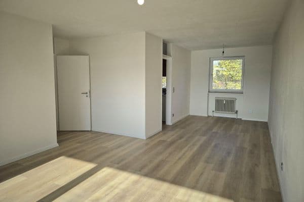 Pronájem bytu 3+1 83 m², Neuhaus Pronájem bytu 3+1 83 m², Neuhaus