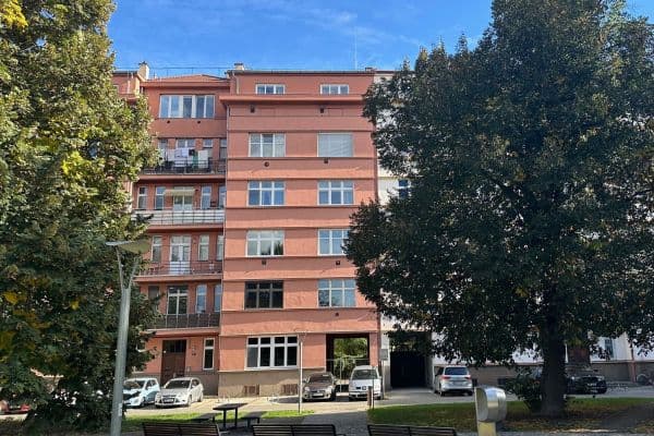 Pronájem bytu 2+kk 80 m², U Vody, Praha Pronájem bytu 2+kk 80 m², U Vody, Praha