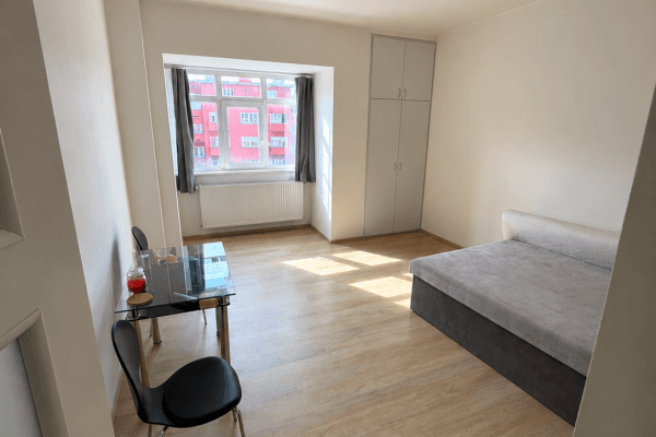 Pronájem bytu 1+kk 31 m², 5. května, Praha Pronájem bytu 1+kk 31 m², 5. května, Praha