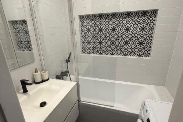 Pronájem bytu 4+1 85 m², Radbuzská, Praha Pronájem bytu 4+1 85 m², Radbuzská, Praha